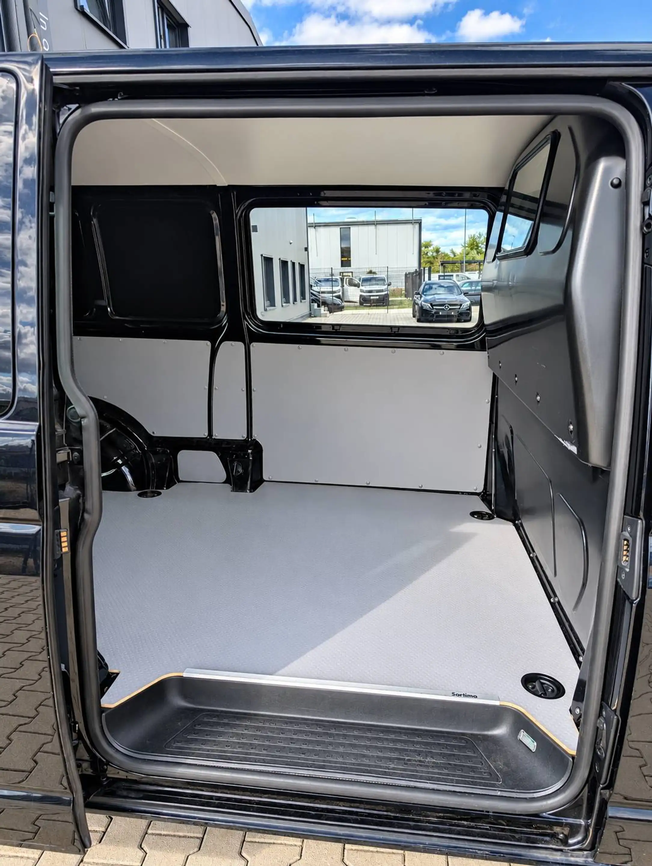 Volkswagen T6.1 Transporter FWD lang Automatik Kamera Camperbasis — photo 15