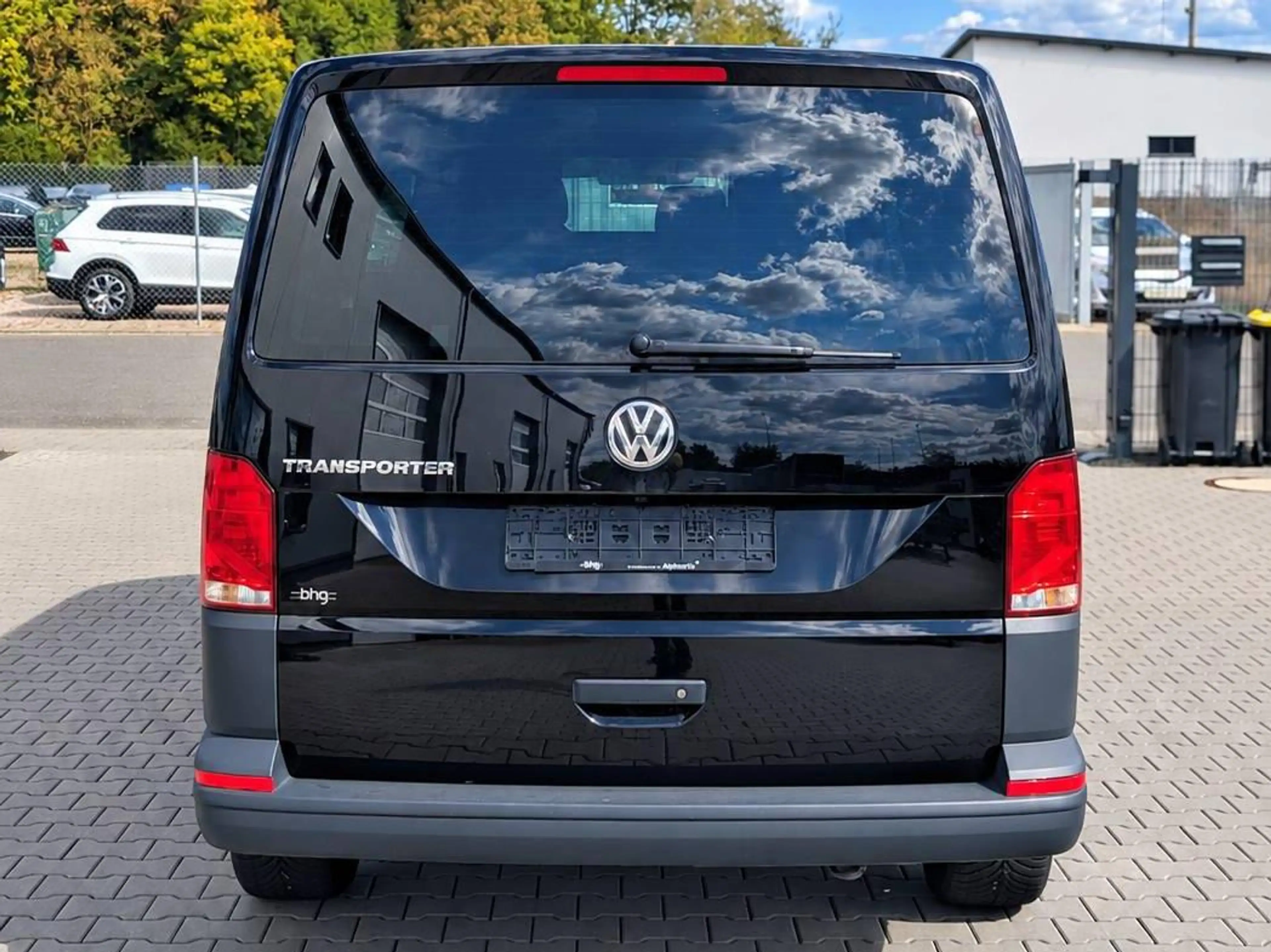 Volkswagen T6.1 Transporter FWD lang Automatik Kamera Camperbasis — photo 4