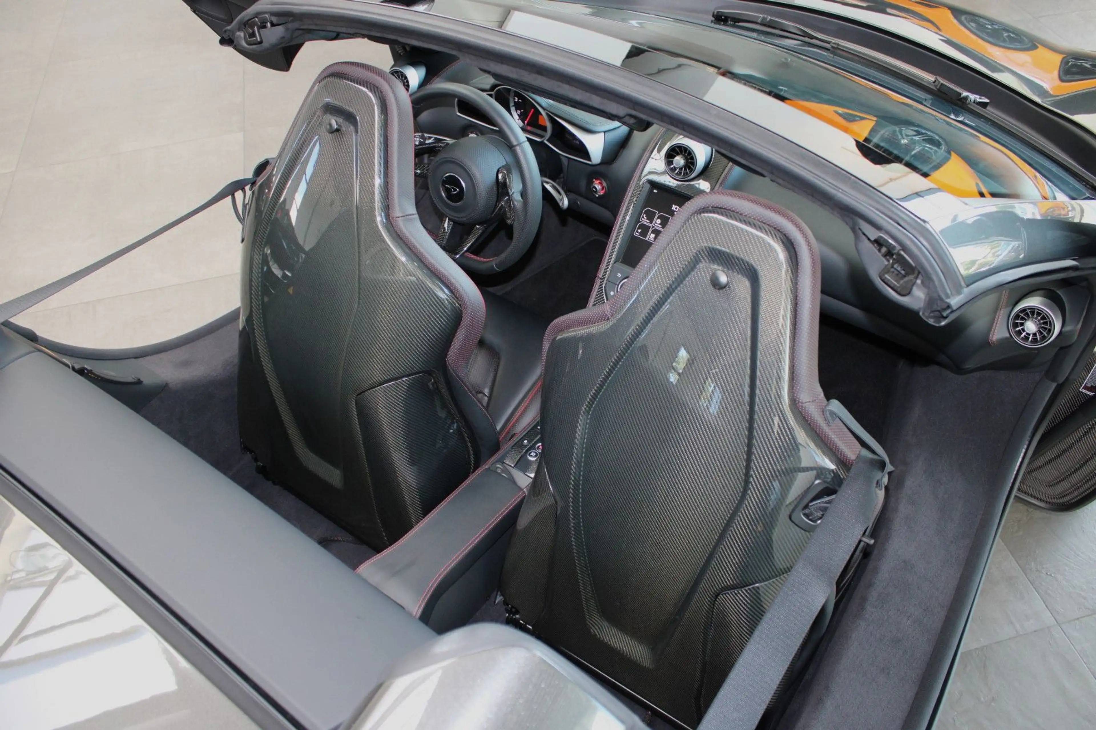 McLaren 650S Spider 650S SPIDER 1.HAND | 4750KM | CARBON | KERAMIK — photo 15