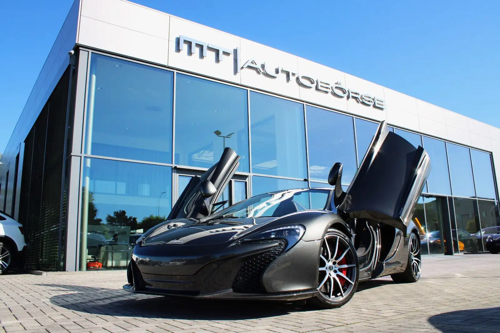 McLaren 650S SPIDER 1.HAND | 4750KM | CARBON | KERAMIK