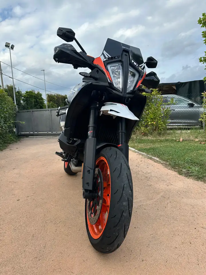 KTM 890 SMT