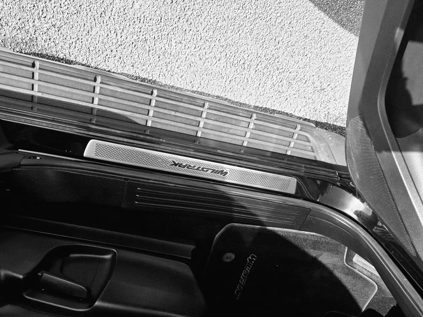 Ford Ranger SUPER CABINE 2.0 ECOBLUE 213 BV10 LIMITED Noir - 2