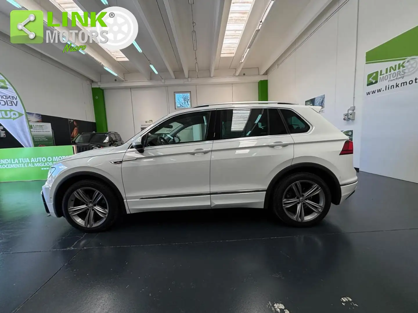 Volkswagen Tiguan 2.0 TDI PACK EST R-LINE, KM CERT Bianco - 2