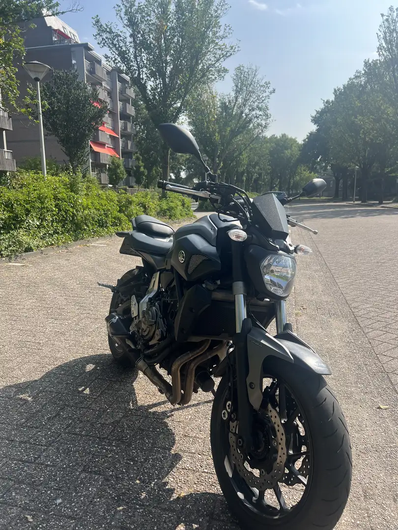 Yamaha MT-07 - 2