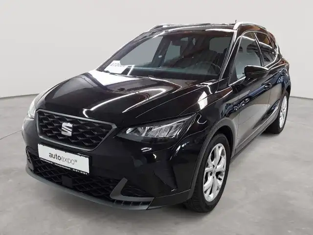 Seat Arona view 2