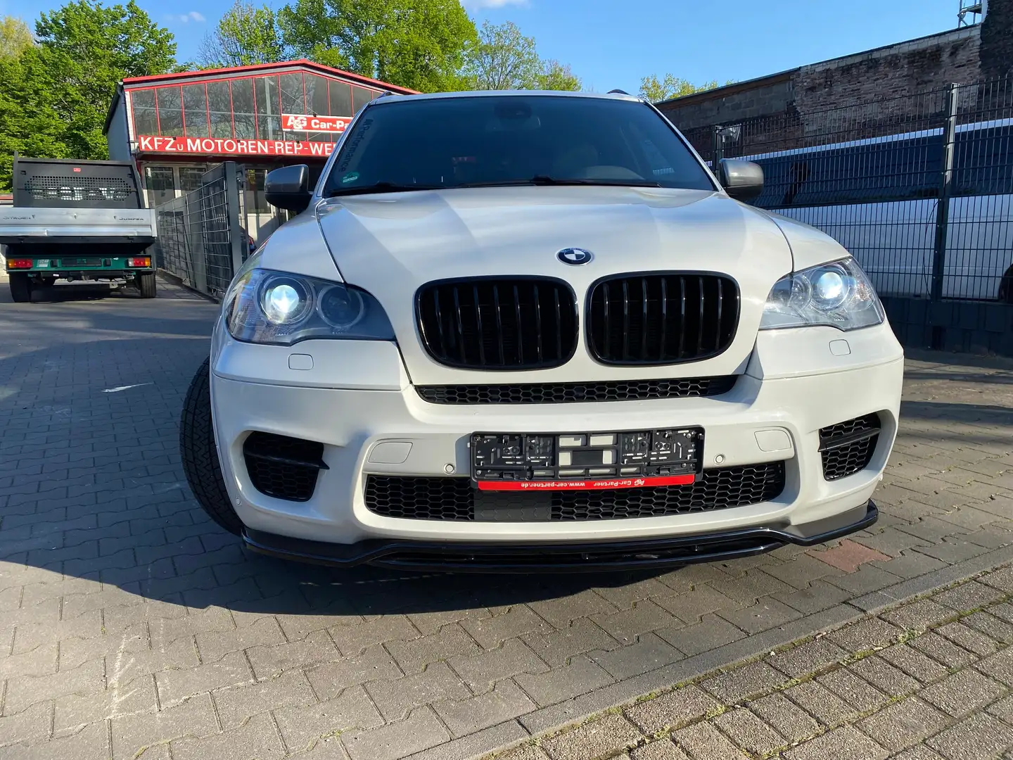 BMW X5 M50d (E70)/ Bi-Xenon / Vollleder/ Panorama Biały - 2