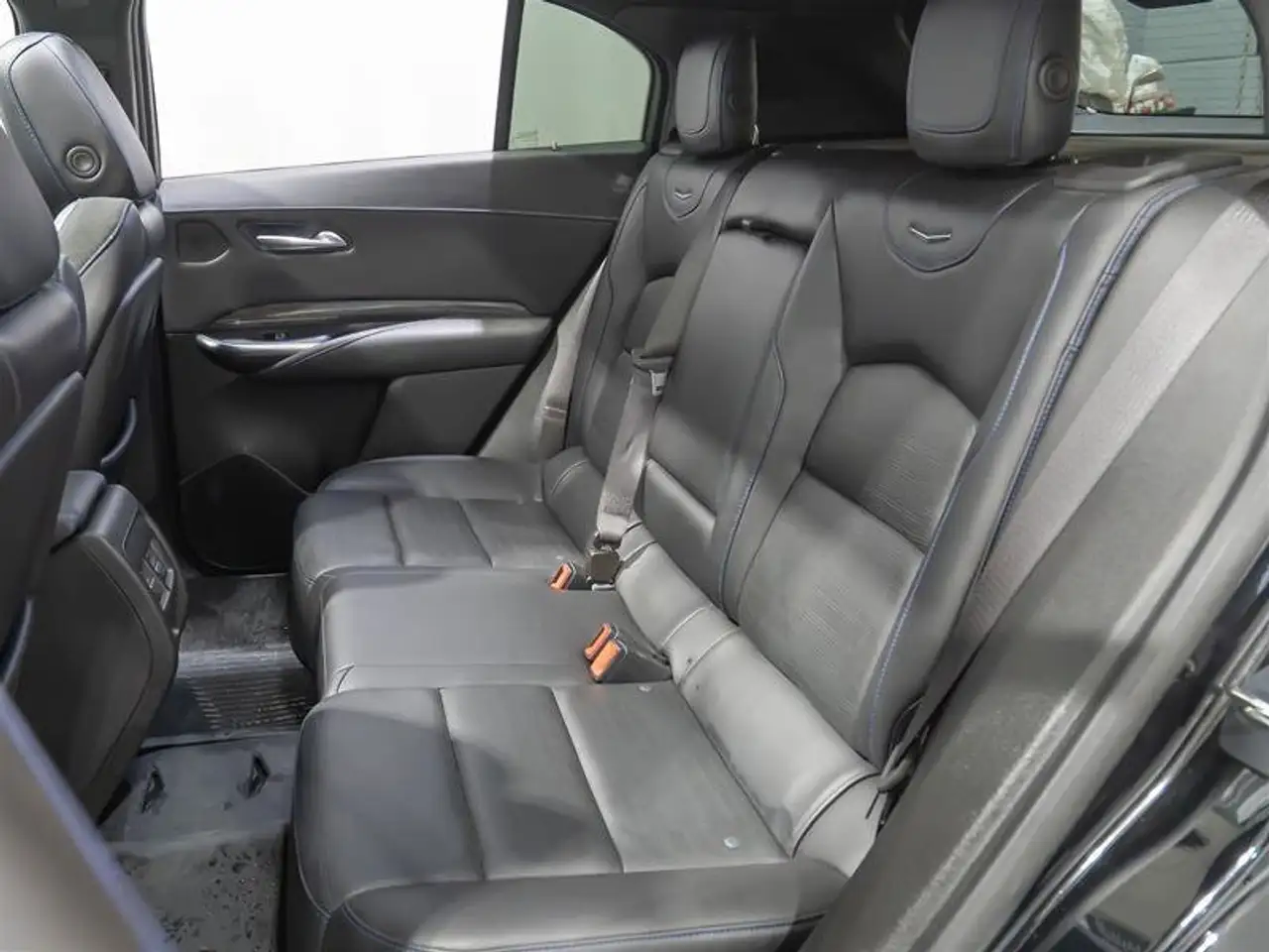 Cadillac XT4 снимка Cadillac XT4