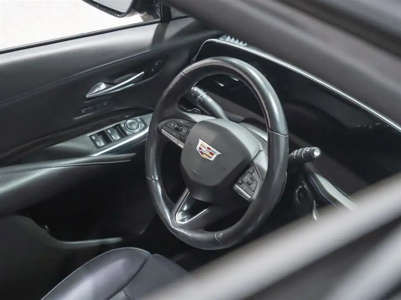 Cadillac XT4 снимка Cadillac XT4