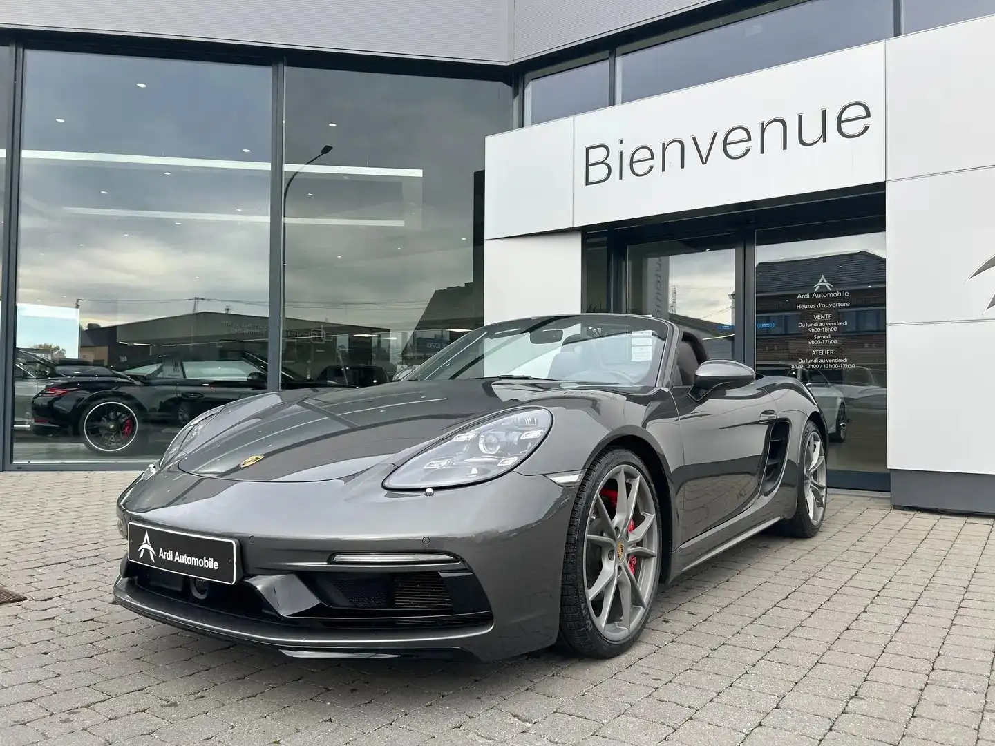 Porsche Boxster 718 S 2.5 Turbo PDK *GARANTIE*1ER PROP*CHRONO* Gris - 1
