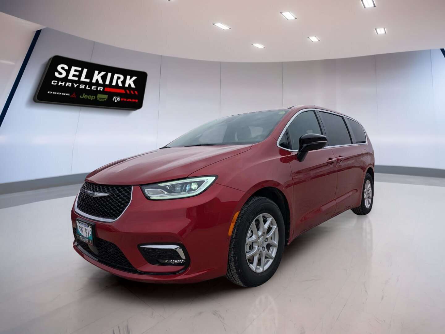 2025 Chrysler Pacifica Select