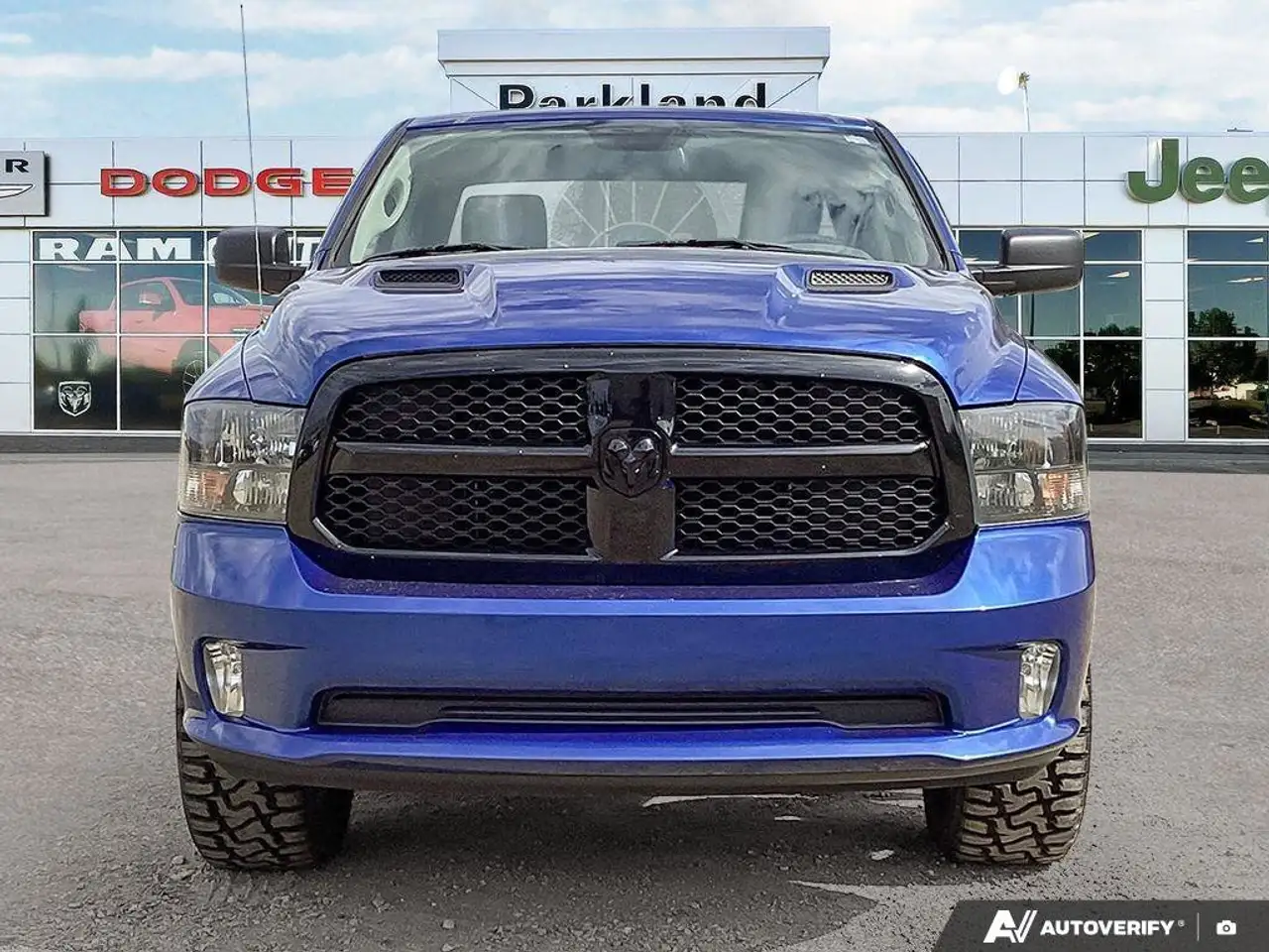 RAM 1500 снимка RAM 1500