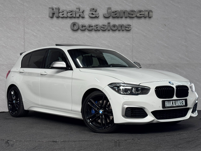 BMW 140 1-serie M140i xDrive High Executive HK Pano Memory — photo 2