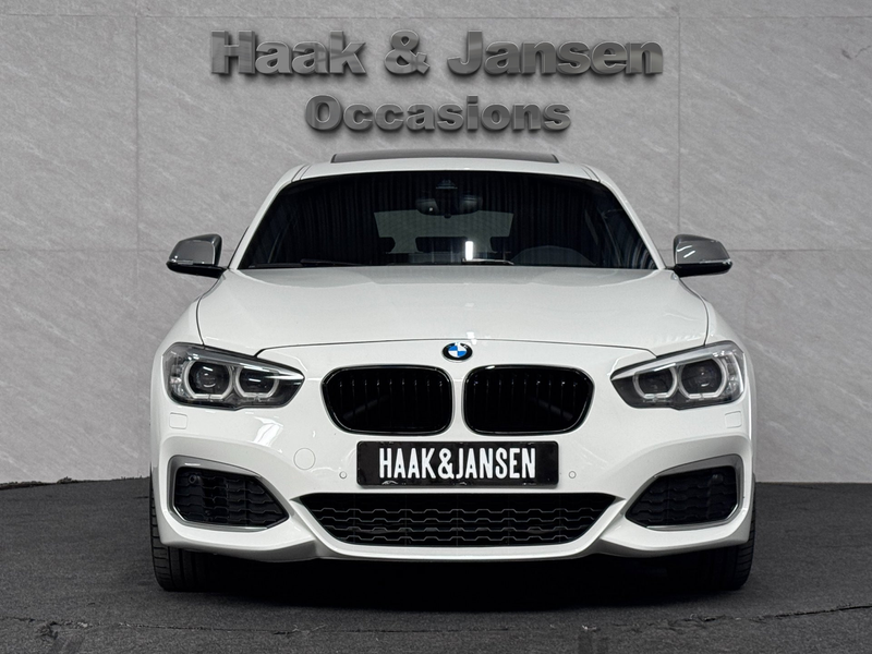 BMW 140 1-serie M140i xDrive High Executive HK Pano Memory — photo 5