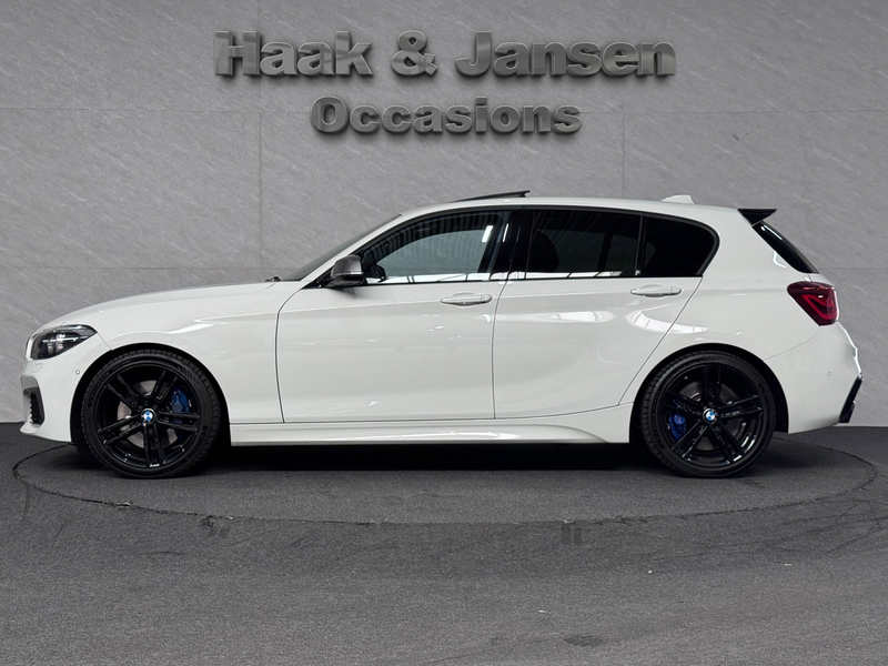 BMW 140 1-serie M140i xDrive High Executive HK Pano Memory — photo 7