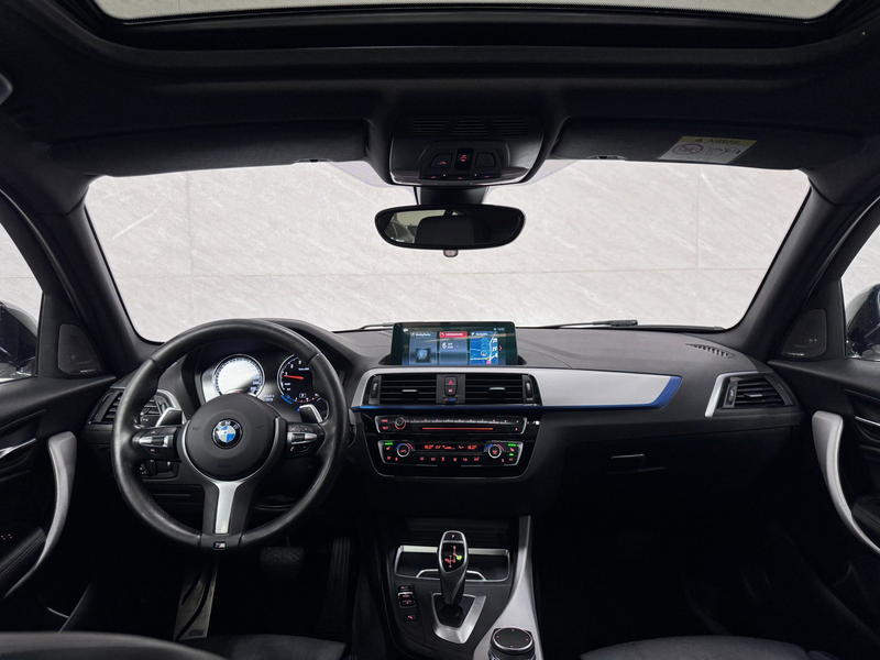 BMW 140 1-serie M140i xDrive High Executive HK Pano Memory — photo 12