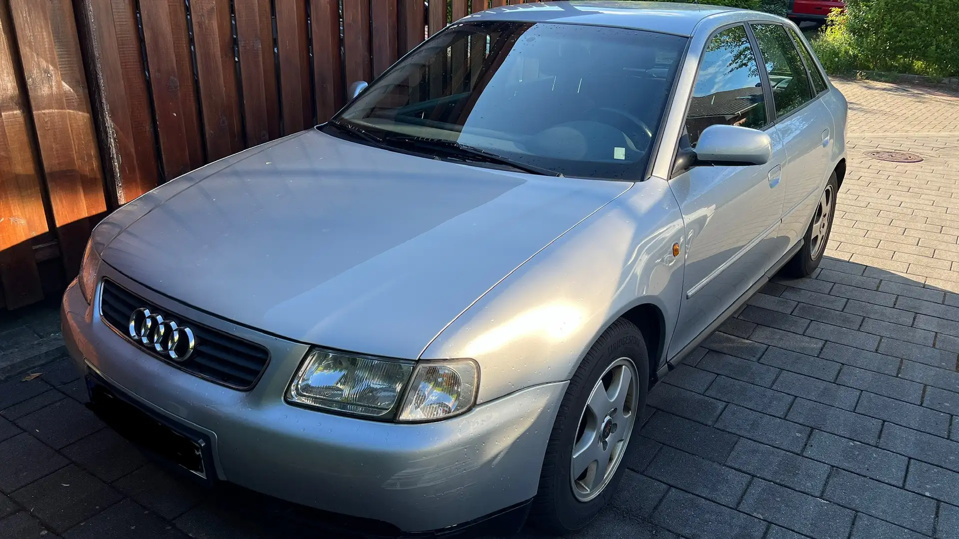 Audi A3 1.6 Ambiente Argent - 1