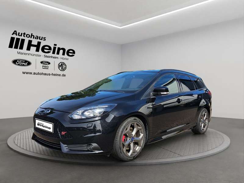 Ford Focus Focus Turnier 2.0 ST Leder-Exclusiv *RFK*PREM.-SOU - mit KI generiert/bearbeitet