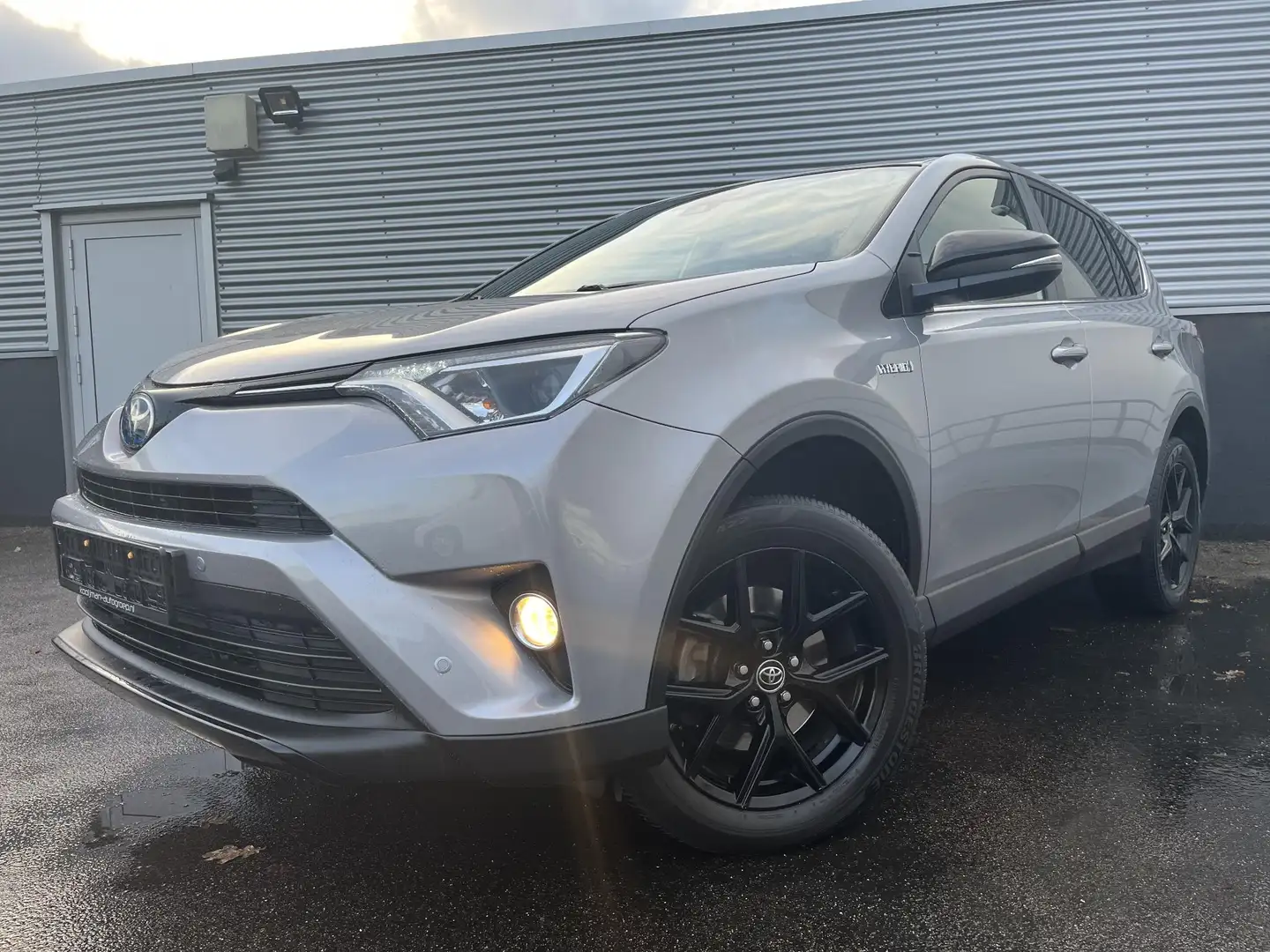 Toyota RAV 4 2.5 Hybrid AWD Black edition 18" LMV, Privacy glas Grijs - 2