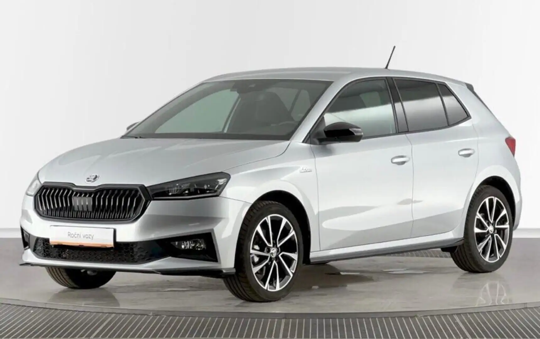 Skoda Fabia IV Monte Carlo 1.5 TSI DSG Color Concept, Silber - 1