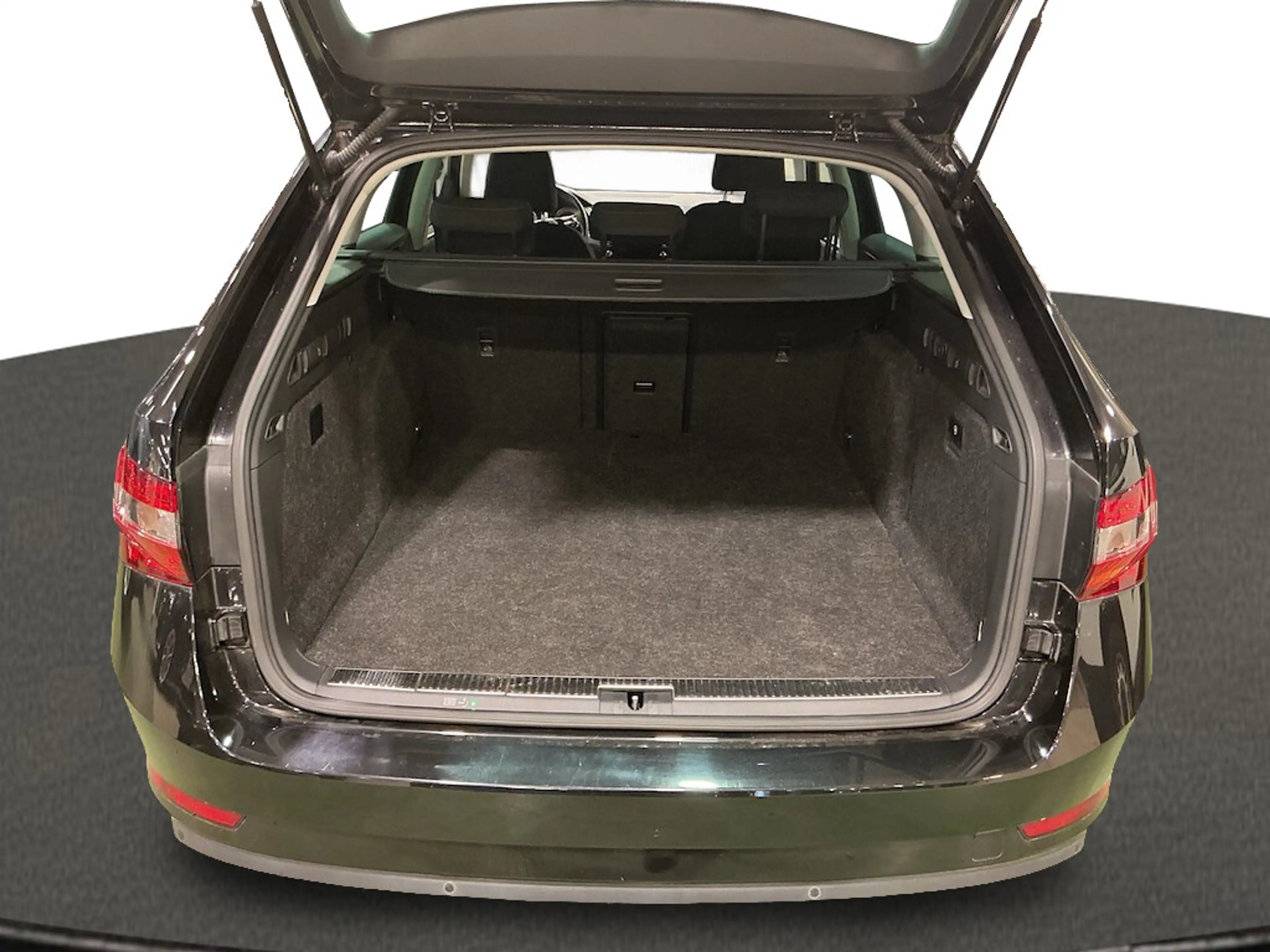Skoda Superb 1.4 TSI PHEV AMBITION - CARPLAY - CAMERA - TOPS... — photo 7