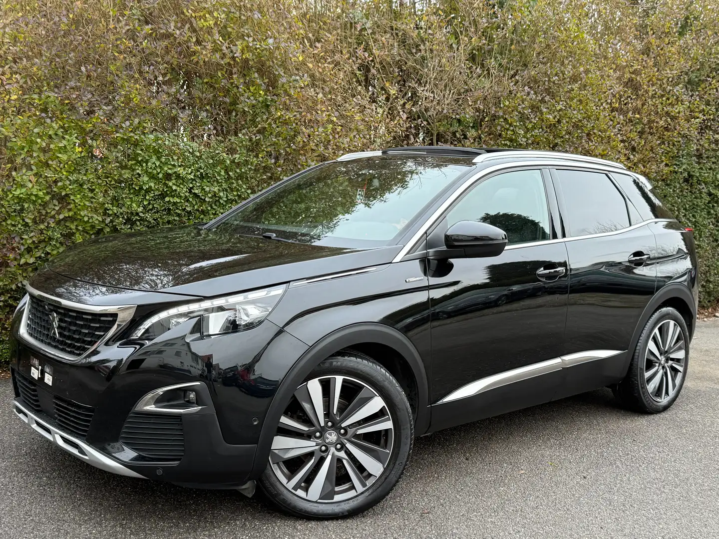 Peugeot 3008 1.6 BlueHDi GT Line+NAVI+CAMERA+TOIT OUVR+CUIR+E6B Zwart - 1
