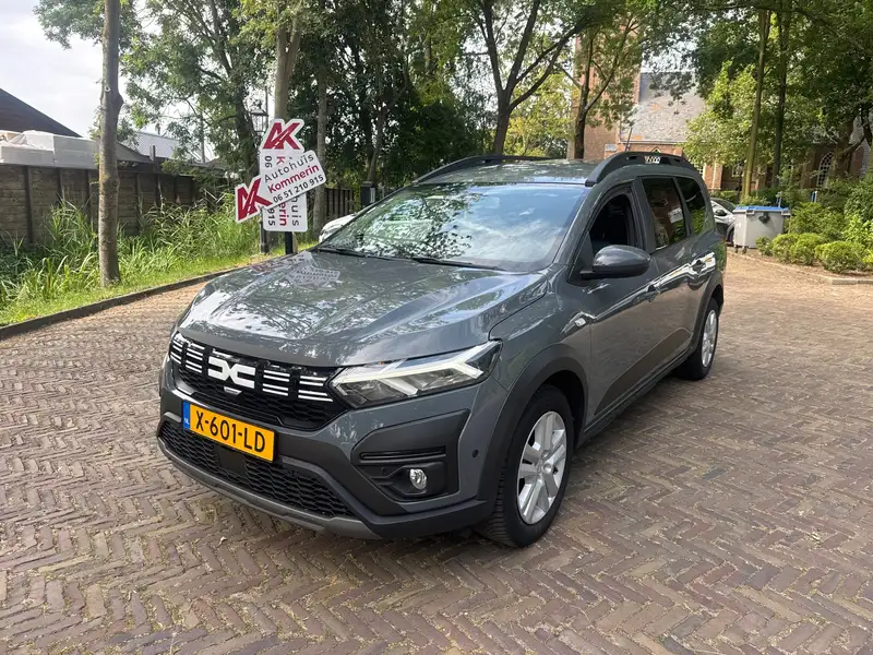 DACIA Jogger