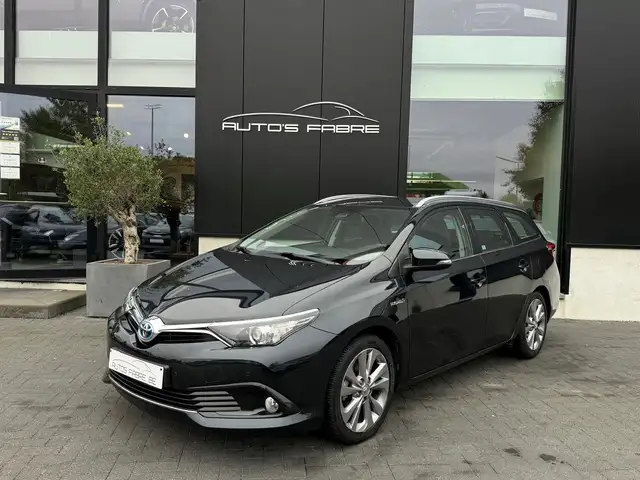 Toyota Auris 1.8 VVT-i Hybrid Automatic 47000km !!!