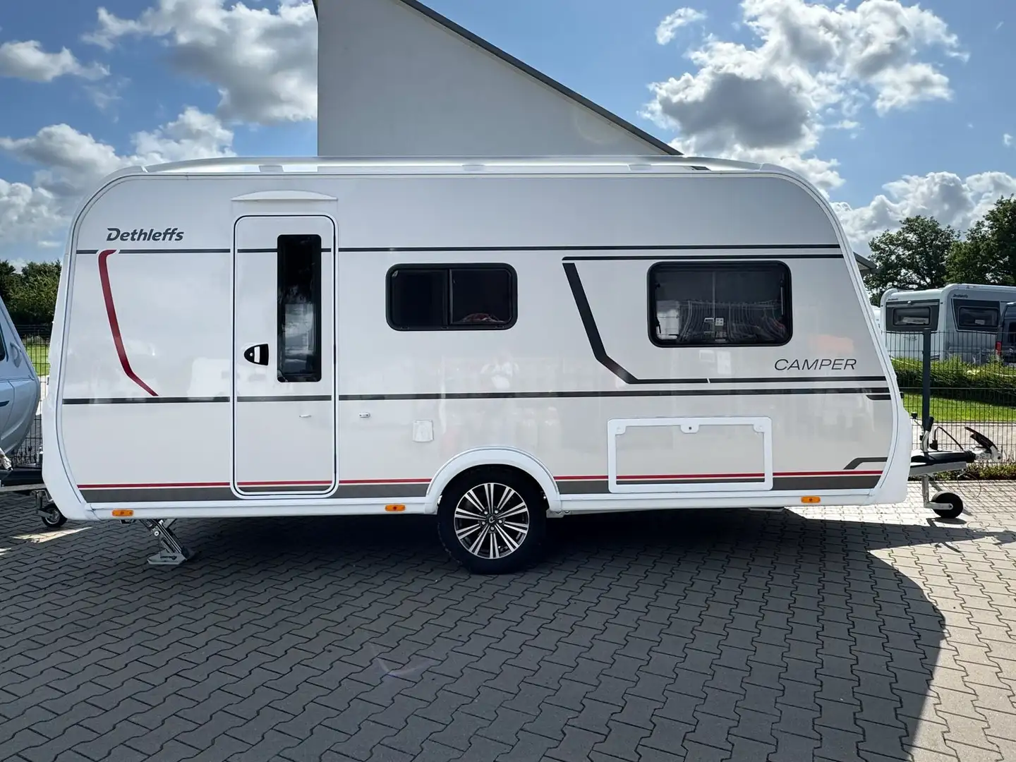 Dethleffs Camper 460 EL "Alufelgen/Dusche/Fbhzg" Silber - 1