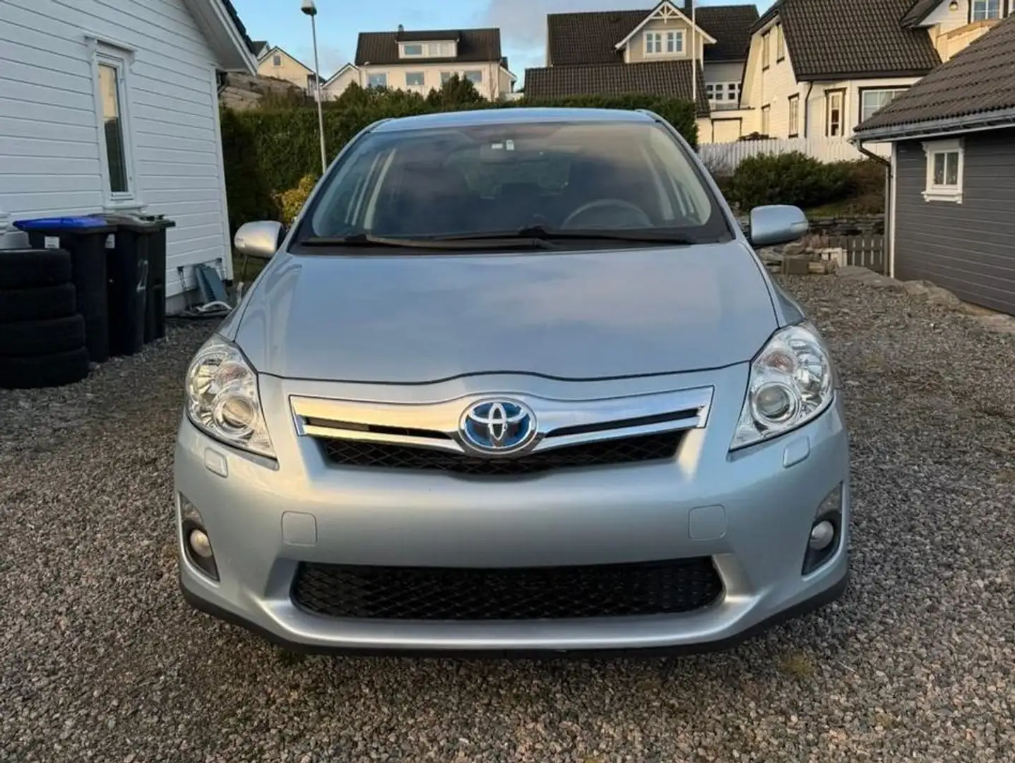 Toyota Auris Auris 1.8 Hybrid Executive Bleu - 1
