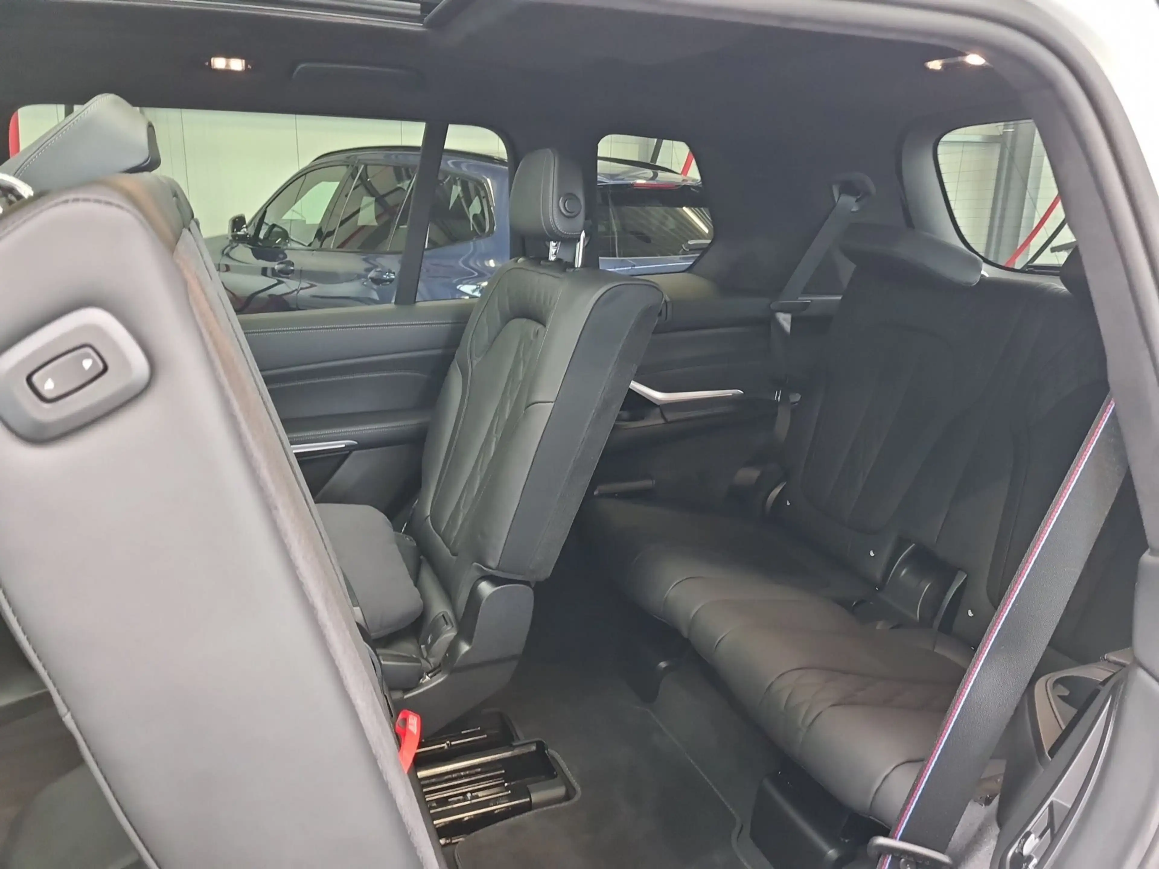 BMW X7 xDrive40i M-Sport Pro AHK ACC Head-Up Standhz. uvm — photo 14