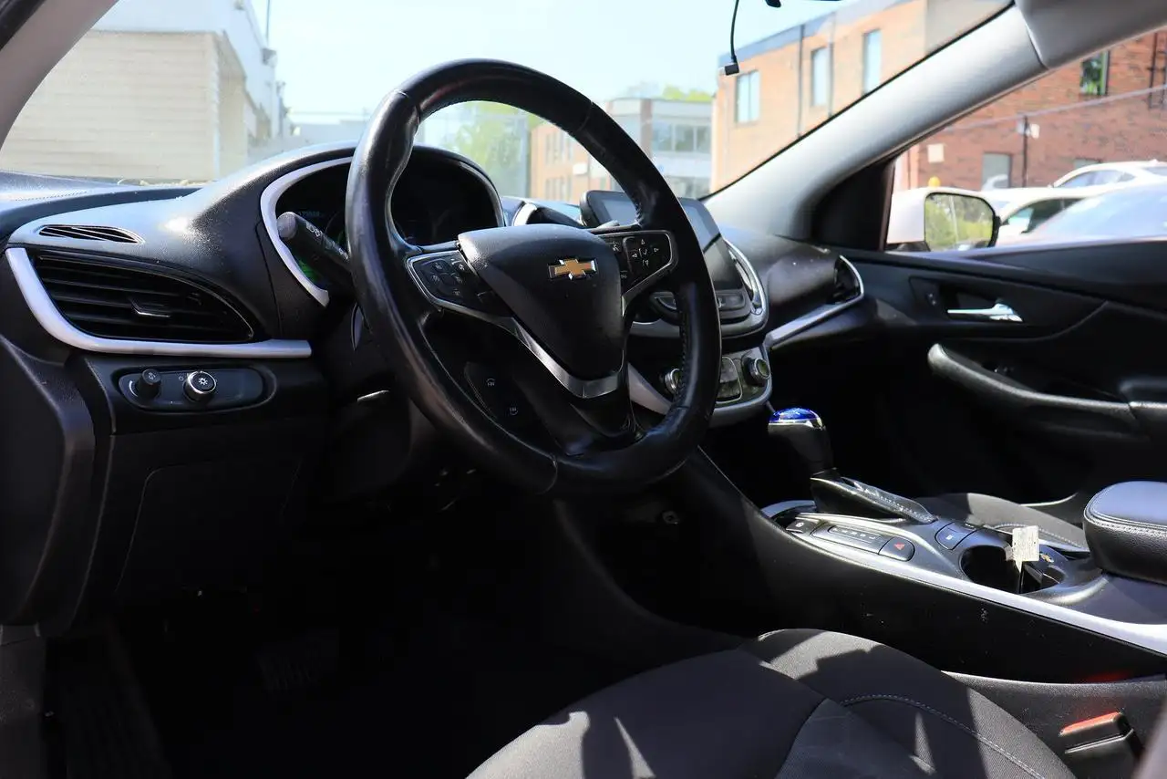 Chevrolet Volt снимка Chevrolet Volt