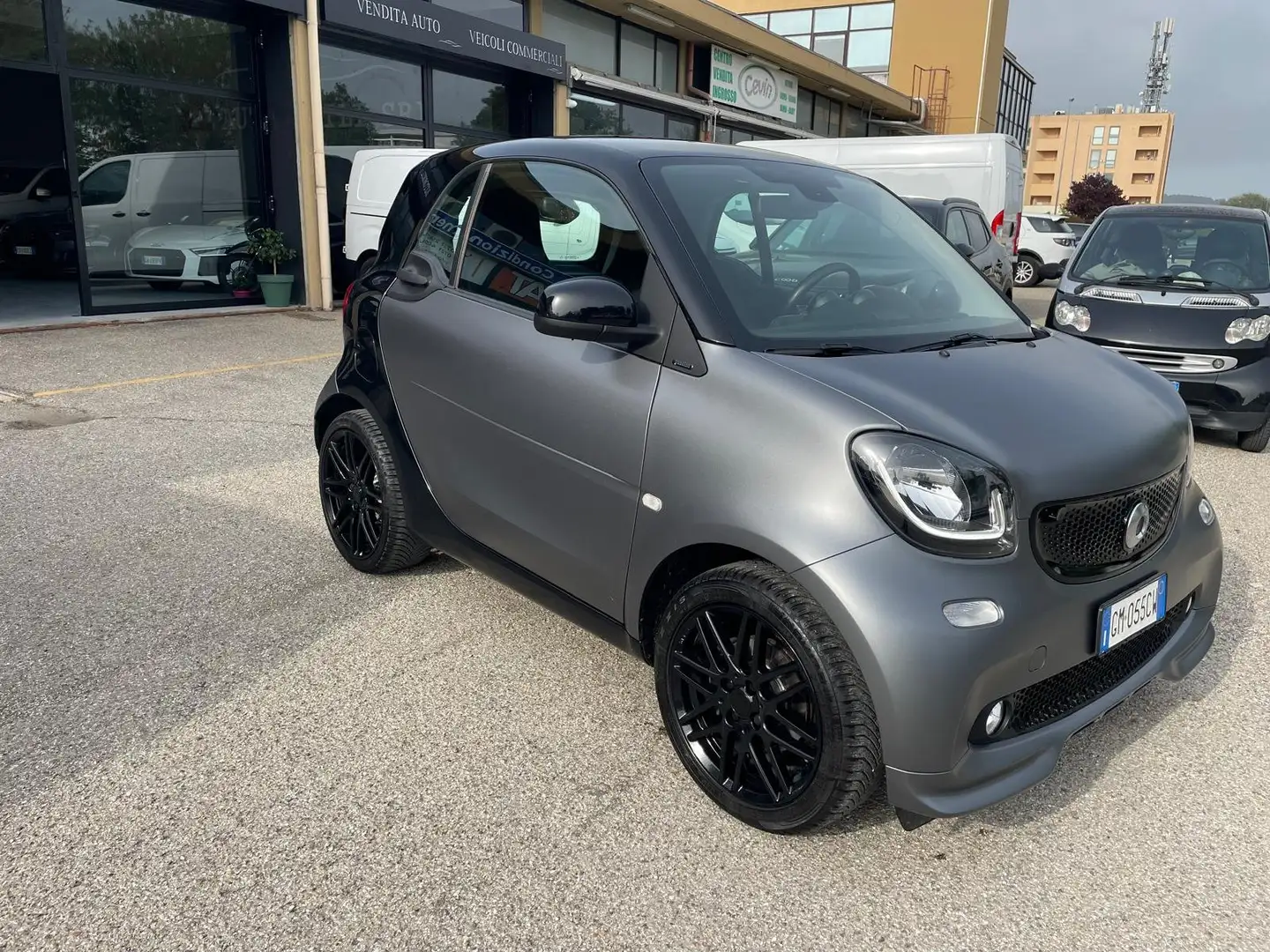 smart forTwo Fortwo 0.9 turbo 90cv PRIME BRABUS Gris - 1