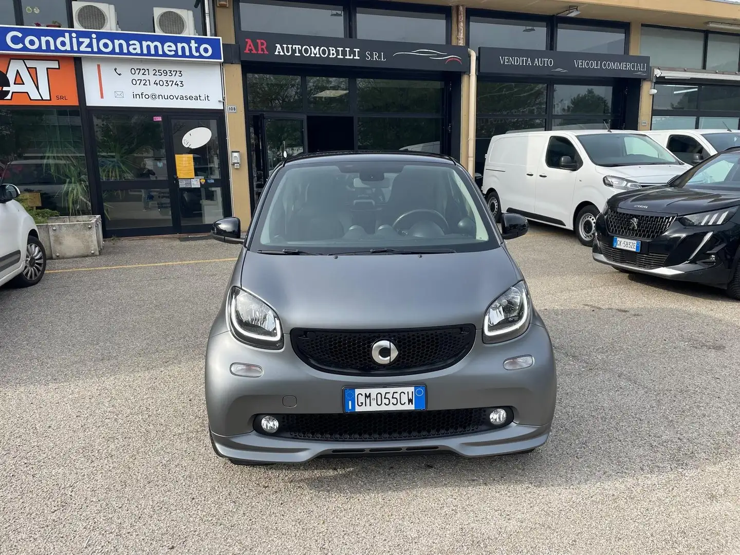 smart forTwo Fortwo 0.9 turbo 90cv PRIME BRABUS Gris - 2
