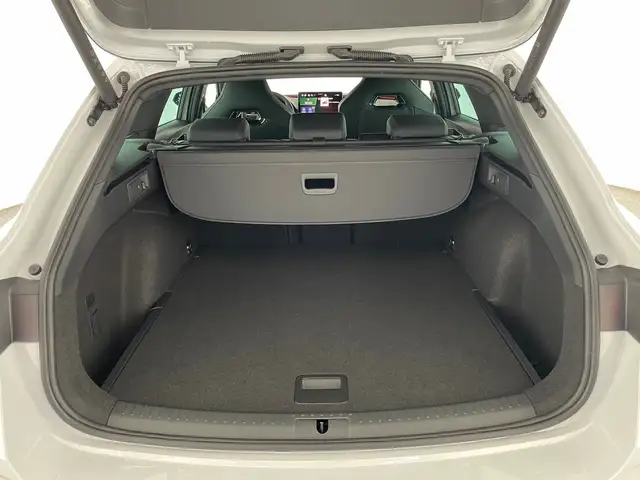 Cupra Leon view 7