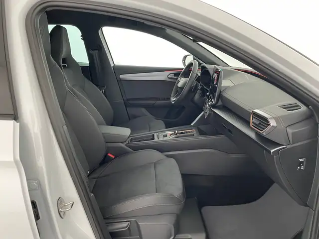 Cupra Leon view 10
