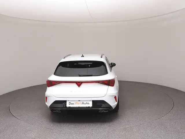 Cupra Leon view 6