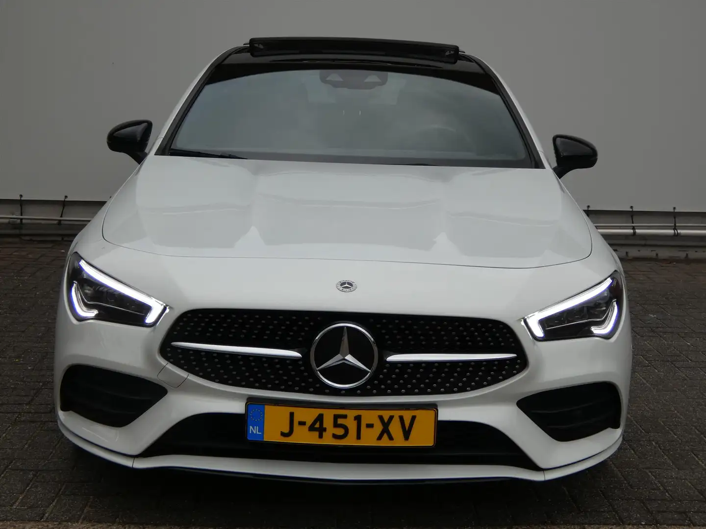 Mercedes-Benz CLA 200 Coupé Business AMG Line |Pano |Elektr.stoel |Sfeer Wit - 2