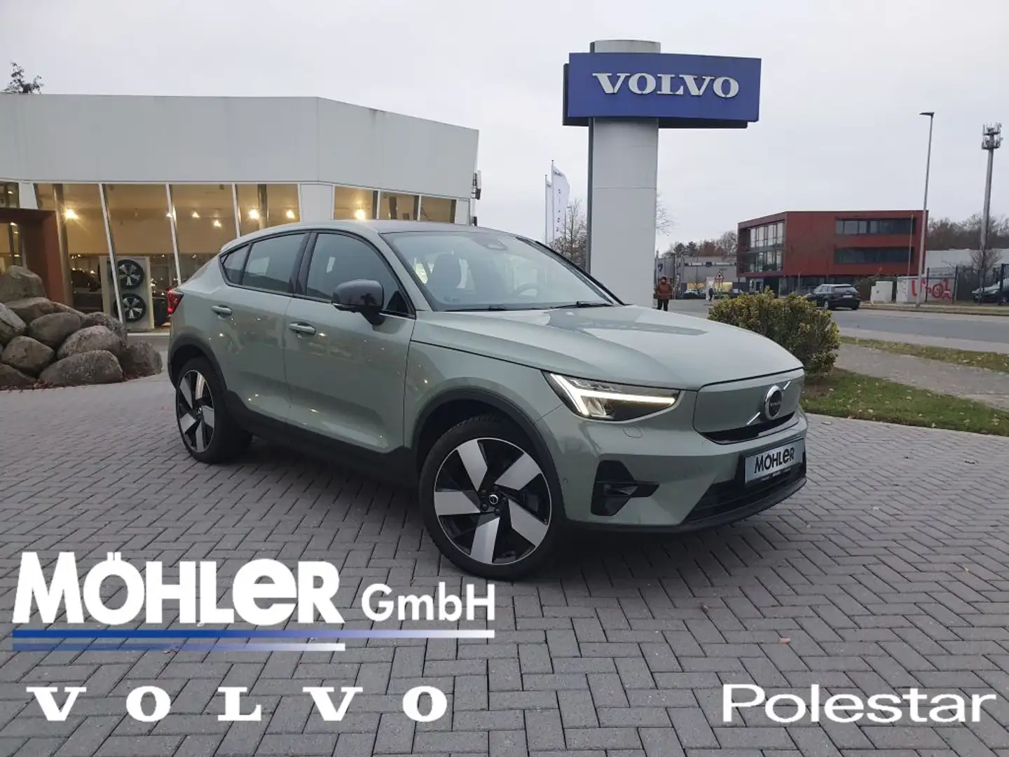 Volvo C40 Recharge Single Motor Ultimate Grün - 1