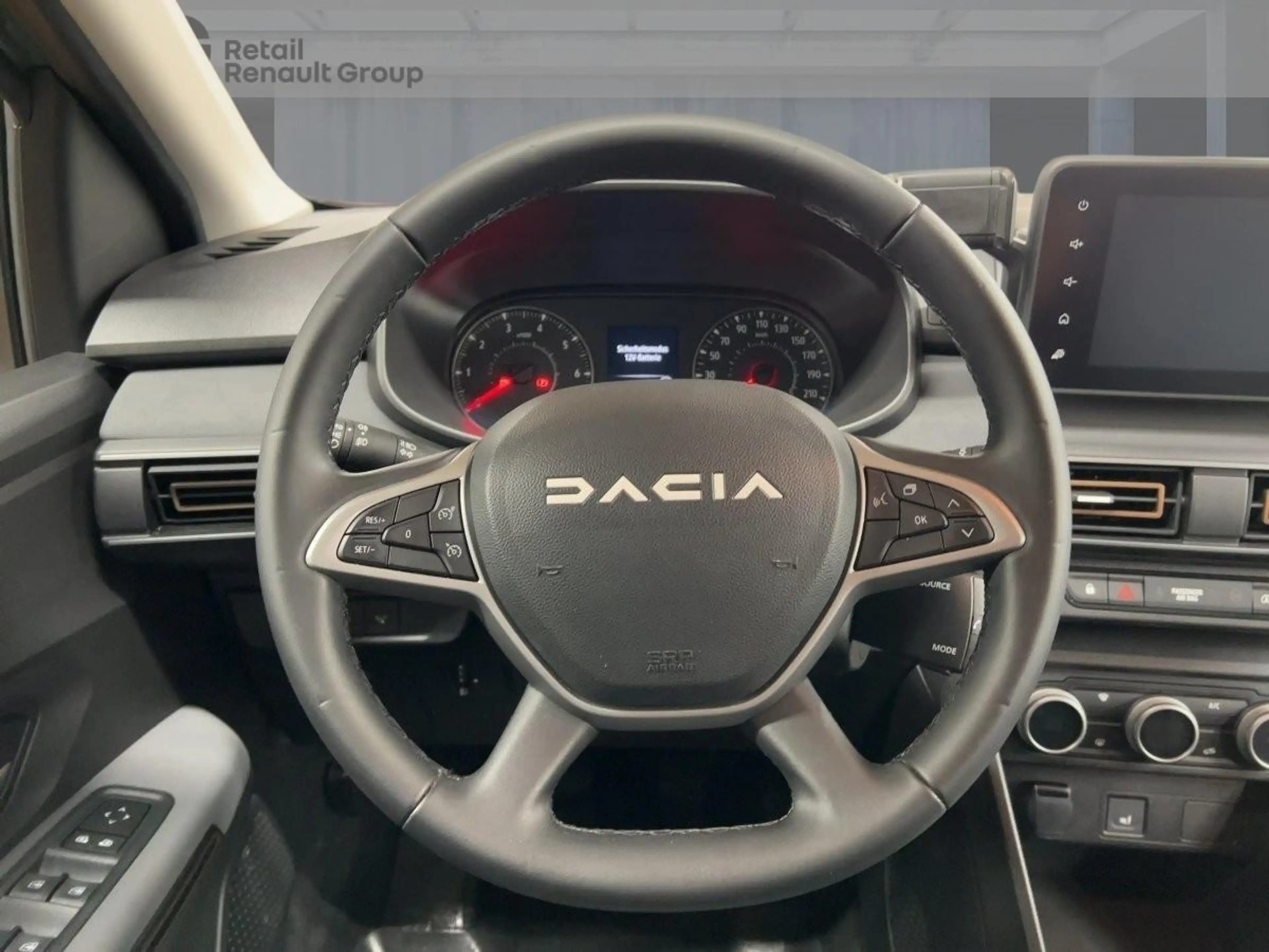 Dacia Jogger Extreme TCe 110 — photo 11