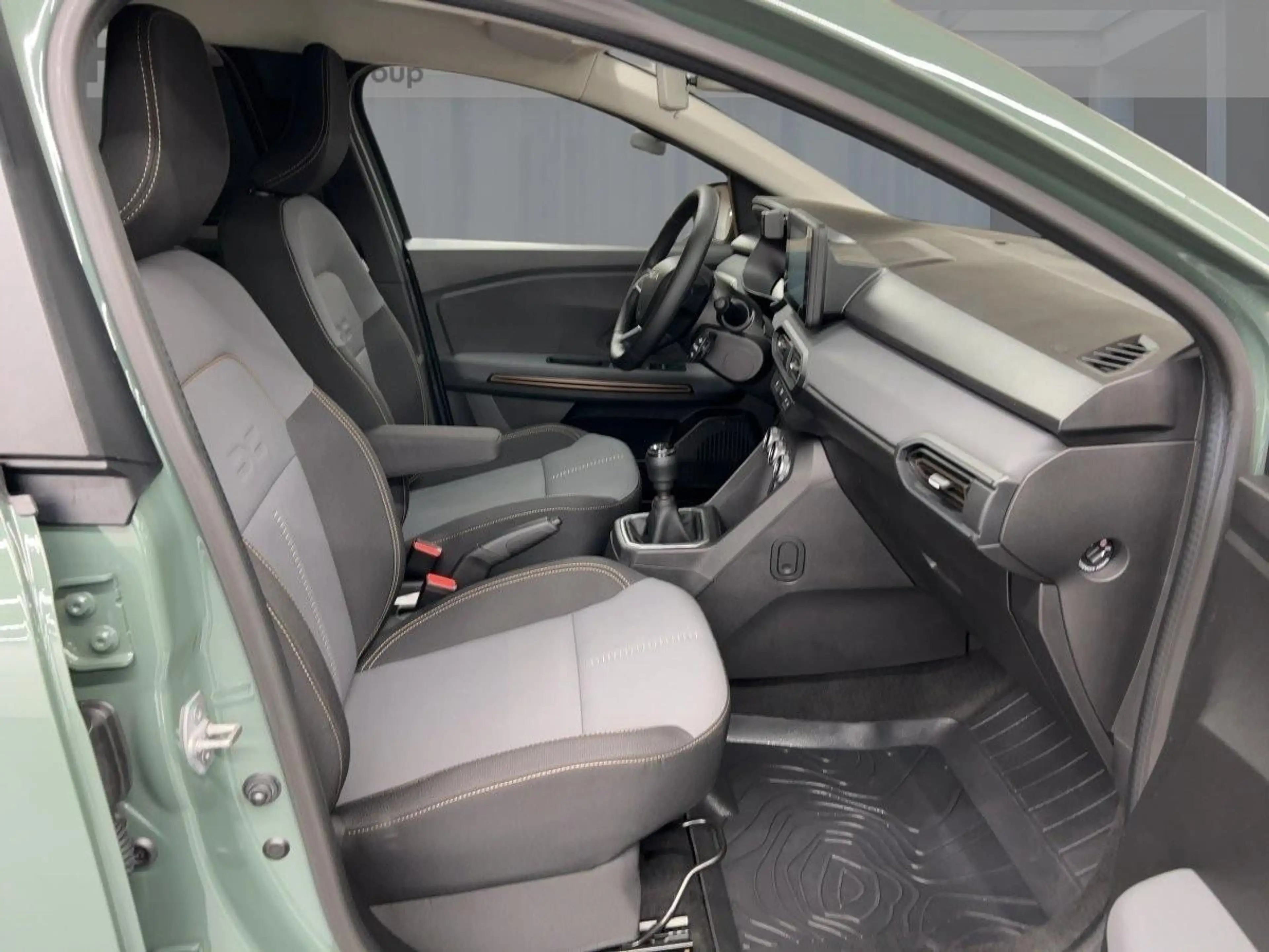 Dacia Jogger Extreme TCe 110 — photo 8