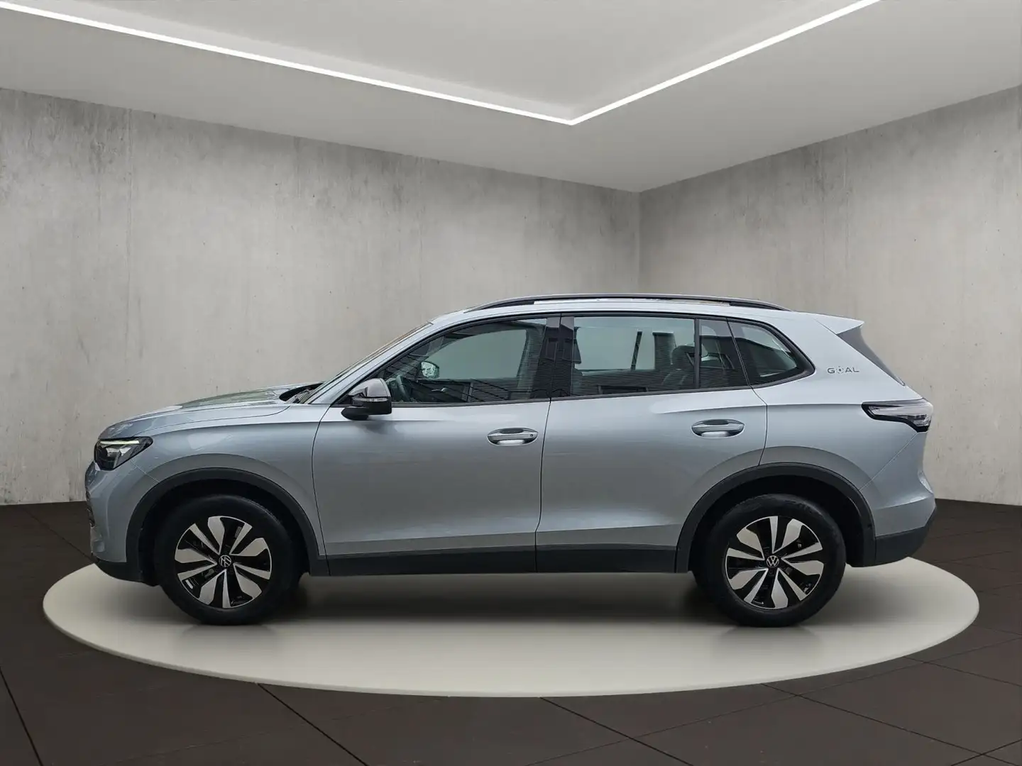 Volkswagen Tiguan Goal 2,0 l TDI SCR 110 kW (150 PS ) 7-Gan Plateado - 2