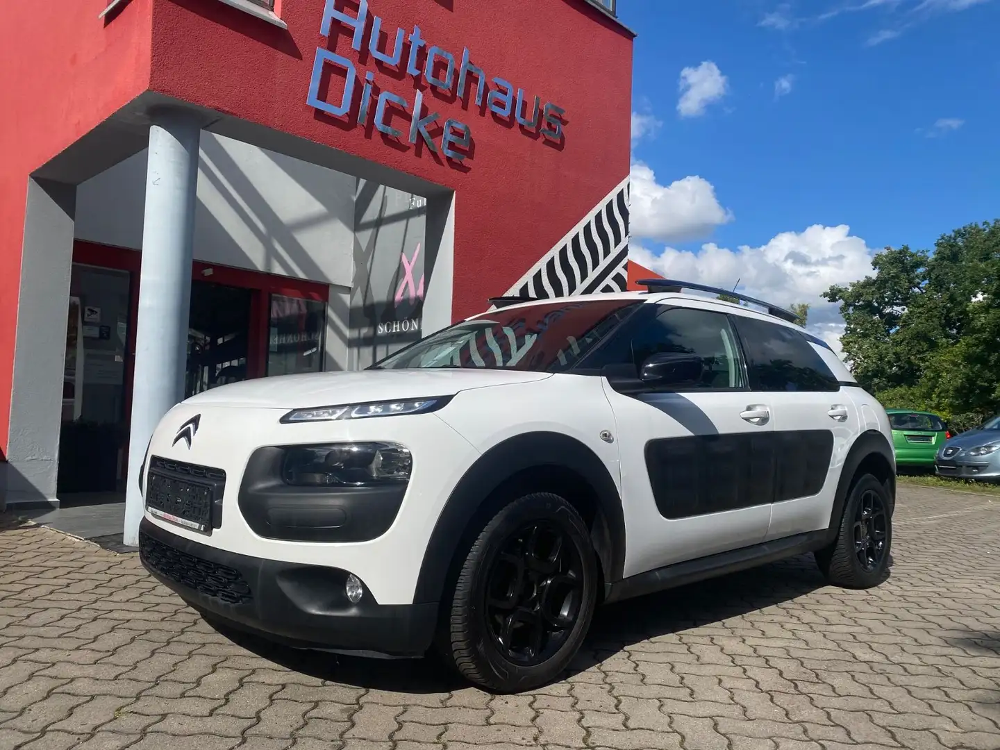 Citroen C4 Cactus Navi HU/AU neu Klimaaut Sitzheiz Tempo Bílá - 1