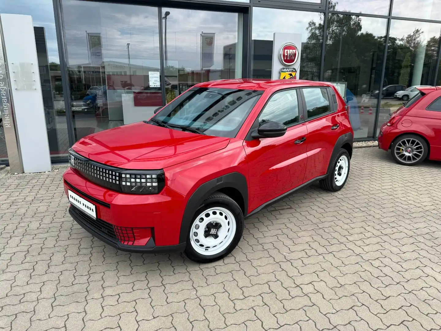 Fiat Grande Panda Elektro (RED), LED, CarPlay Rood - 2
