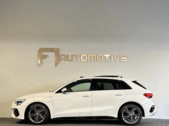 Audi A3 view 7