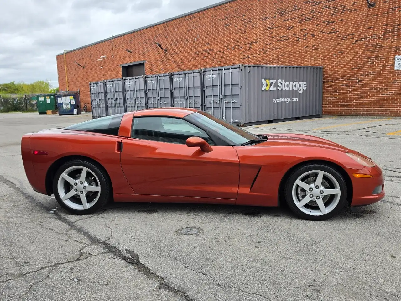 Chevrolet Corvette снимка Chevrolet Corvette