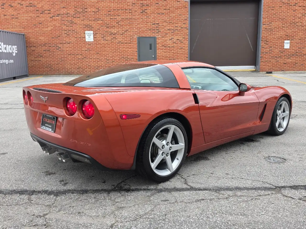 Chevrolet Corvette снимка Chevrolet Corvette