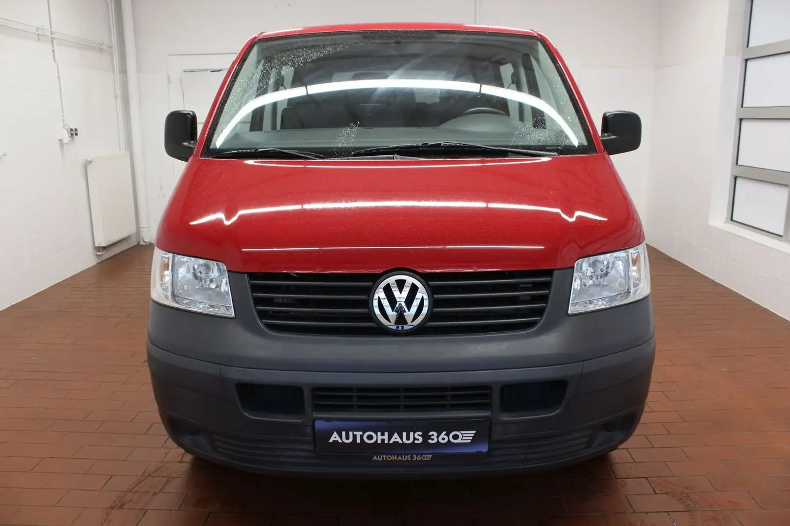 Volkswagen T5 1.9 TDI Klima 9 Sitze crvena - 2