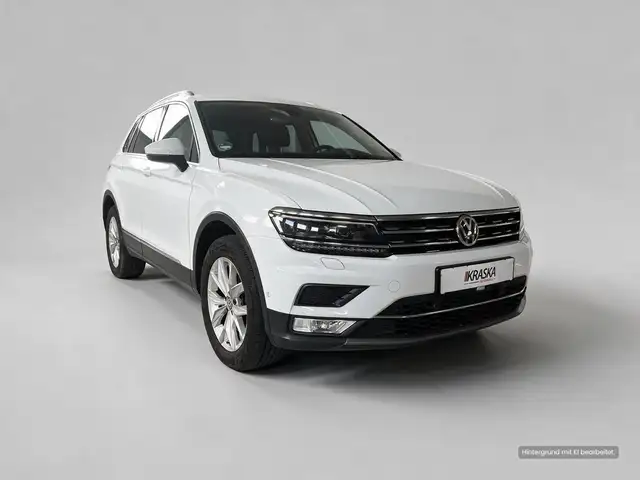 Volkswagen Tiguan view 3