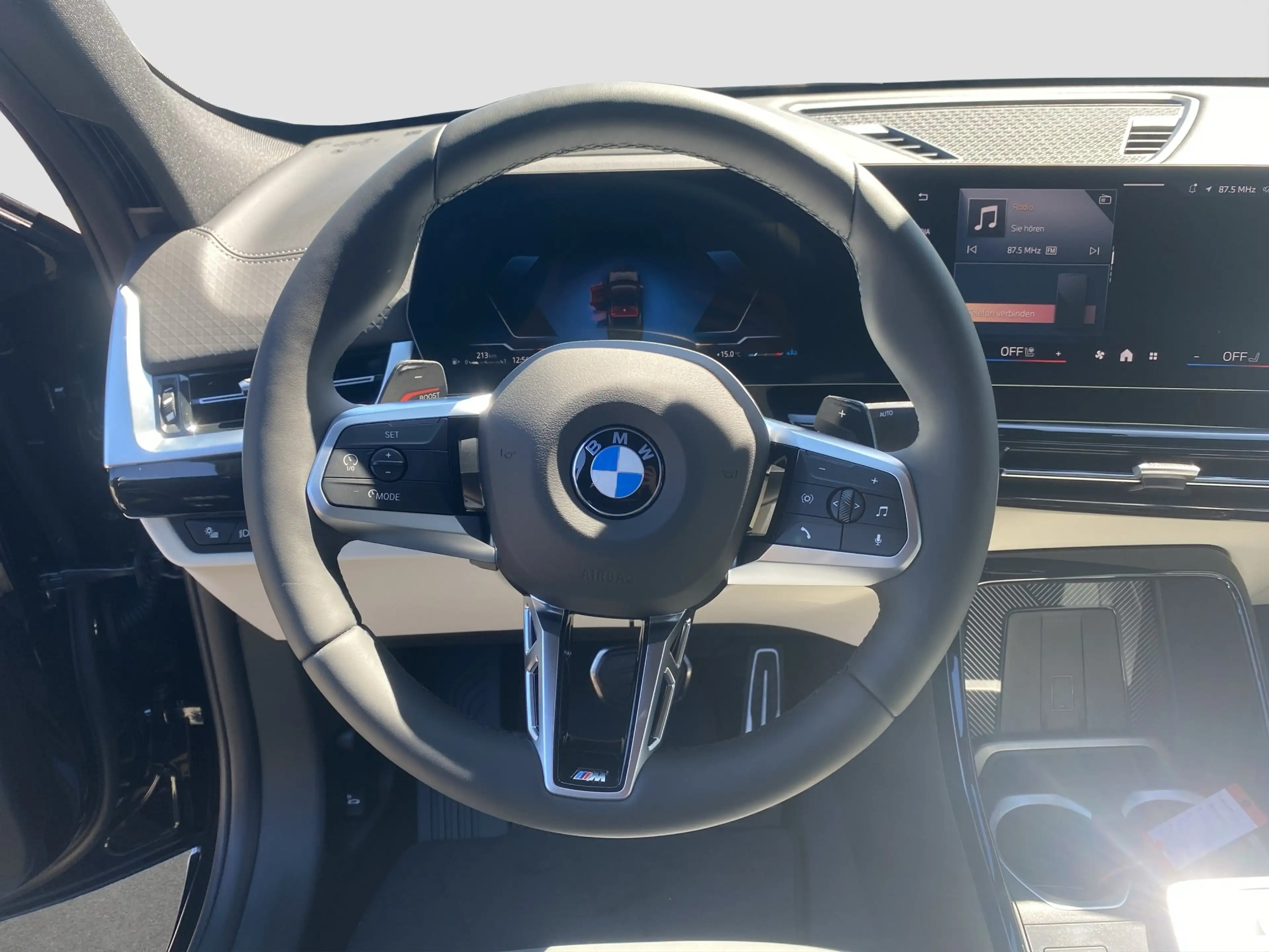BMW X2 sDrive 20i ///M-Sport LED ACC AHK H&K HUD 360° — photo 12