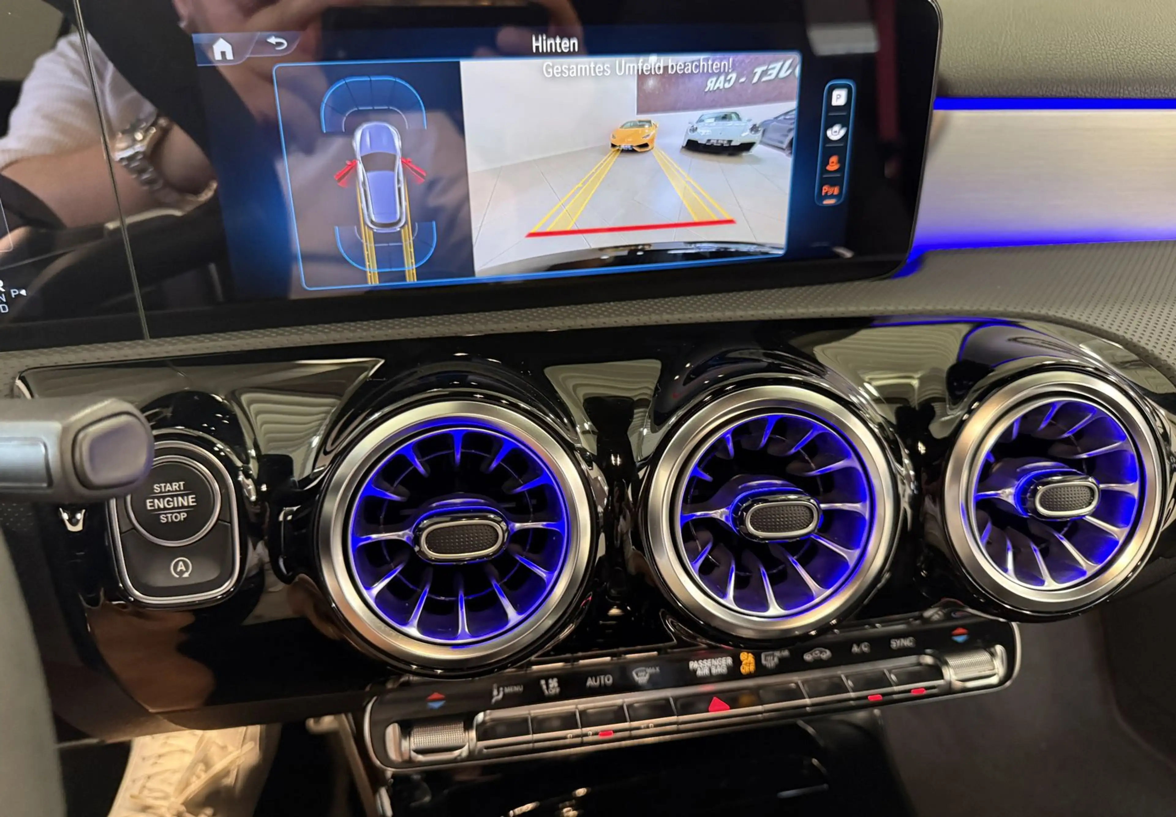 Mercedes-Benz A 35 AMG 4Matic *Aero-Burmester-Multibeam-19"* — photo 14